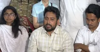প্রশাসনের বিভিন্ন জায়গায় স্বৈরাচারের দোসররা: নাহিদ ইসলাম